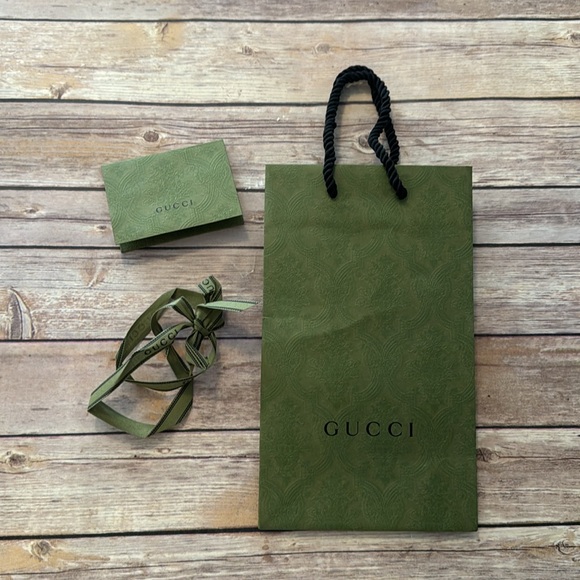 Gucci Gift Bag Set - Picture 2 of 13